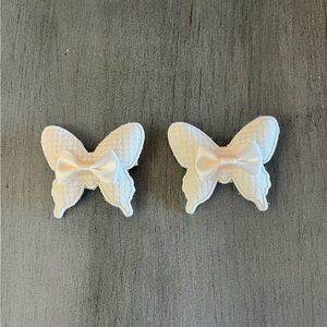 Cream Off-White Butterfly Waffle Bow 2 Two Piece 2" Alligator Clip Barrette Set